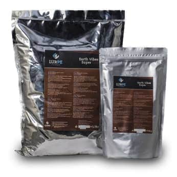 Paquete Earth Vibe Supersoil de Lurpe. Formato 700g, 3'5 g y 20 kg.