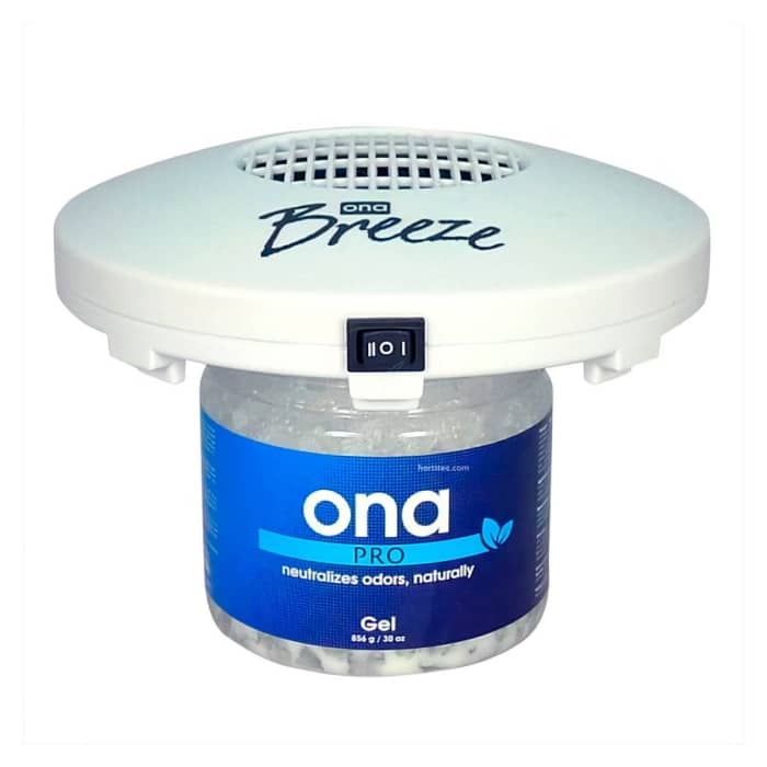 ONA BREEZE FAN - DISPENSADOR DE AMBIENTADORES ONA GEL en envase pequeño.