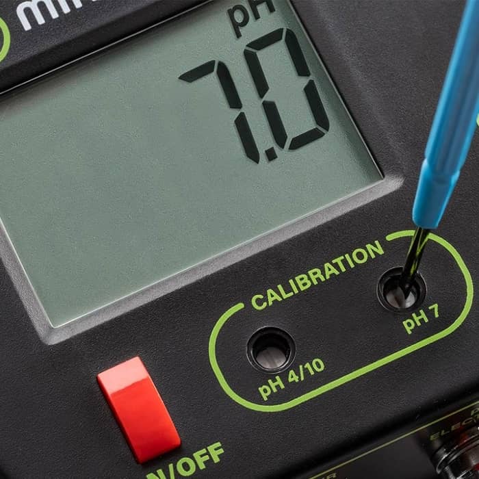 PH-MC 122 MEDIDOR DE PH CONTINUO + BOMBA DOSIFICADORA MILWAUKEE
