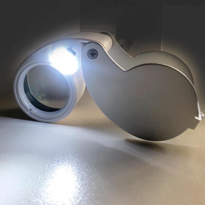 LUPA LED 30X con luz led.