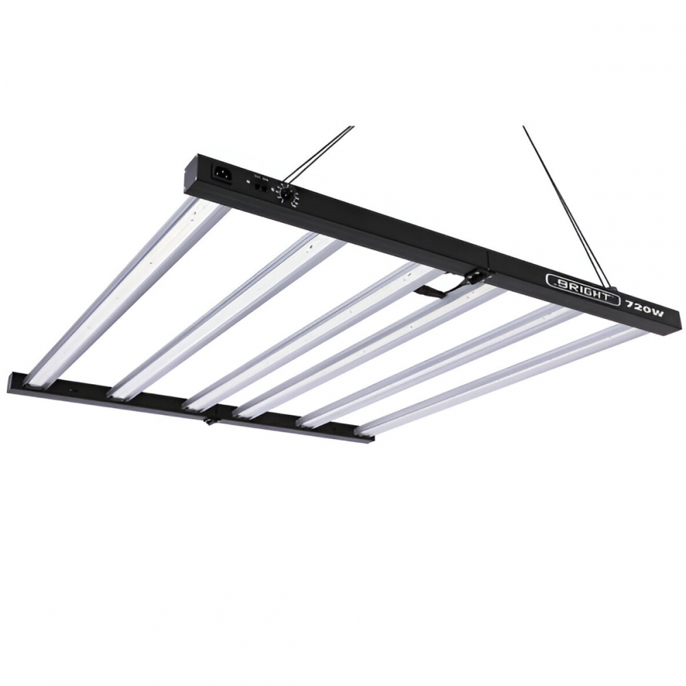 Foco Led para cultivo Bright 720W perspectiva.