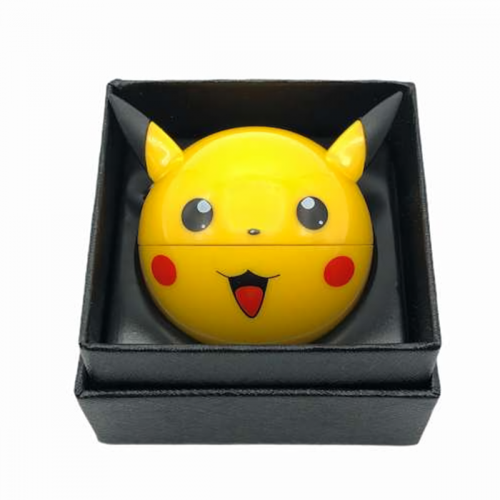 Grinder para marihuana con forma de Pikachu en su caja.