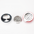 Grinder pokeball para marihuana con forma de bola Pokémon, desmontado.