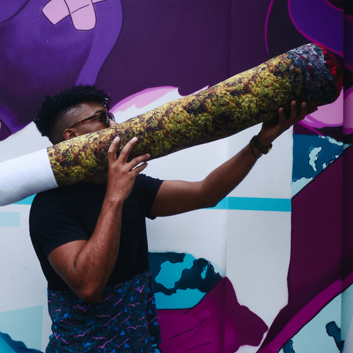Almohada Porro Grande Flash Large 110cm, bazooka.