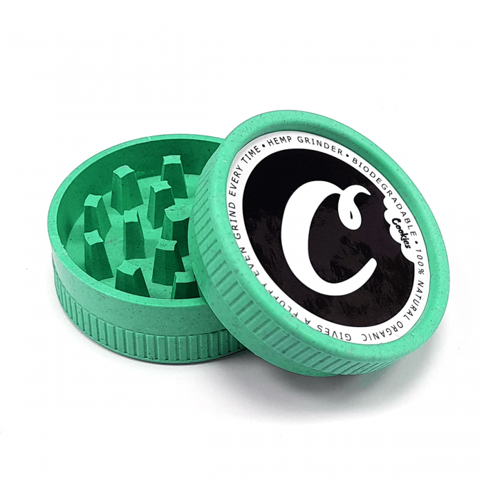 Grinder Hemp Biodegradable de 2 partes para marihuana, abierto.