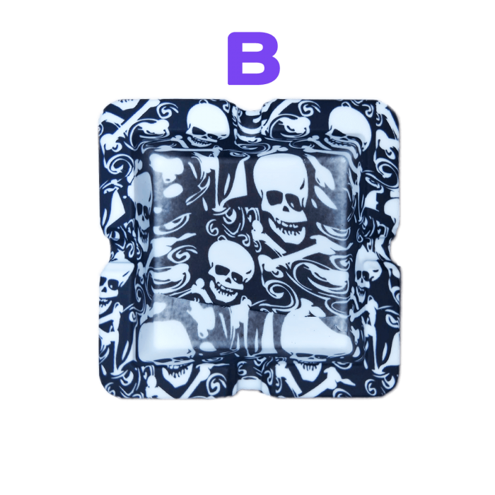 Cenicero de silicona dibujos con temática halloween de 9 x 9 cm, modelo B.