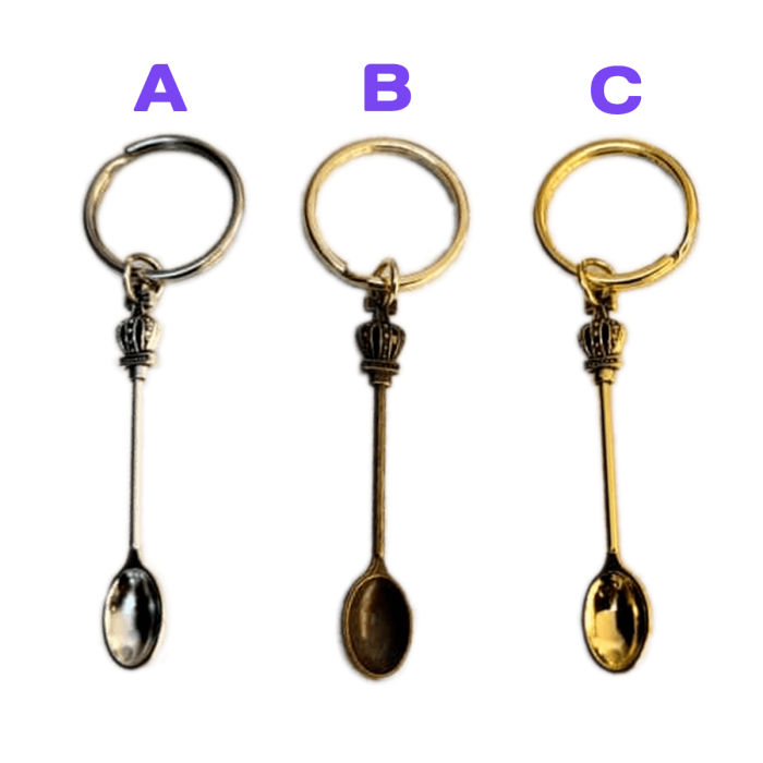 Cucharas para esnifar con llavero incorporado. Distintos modelos a la venta.