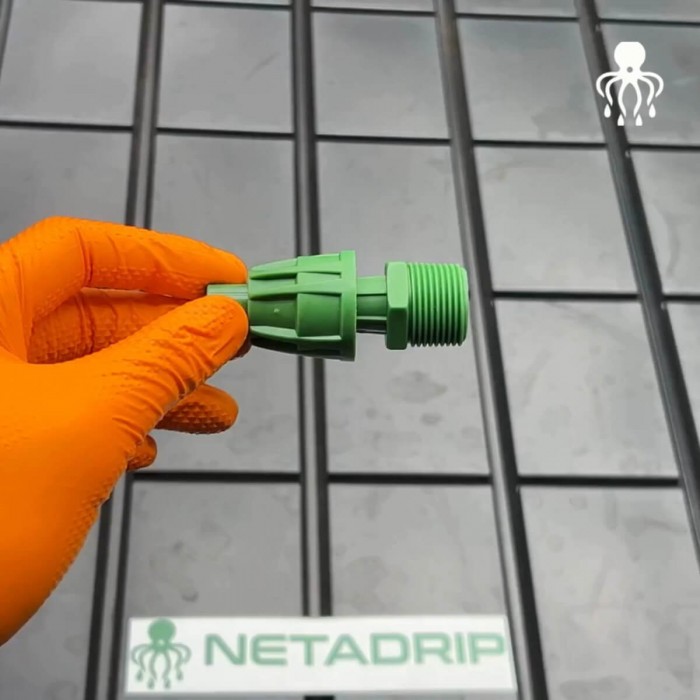 Conexión recta Netadrip 3/4" para sistemas de riego.