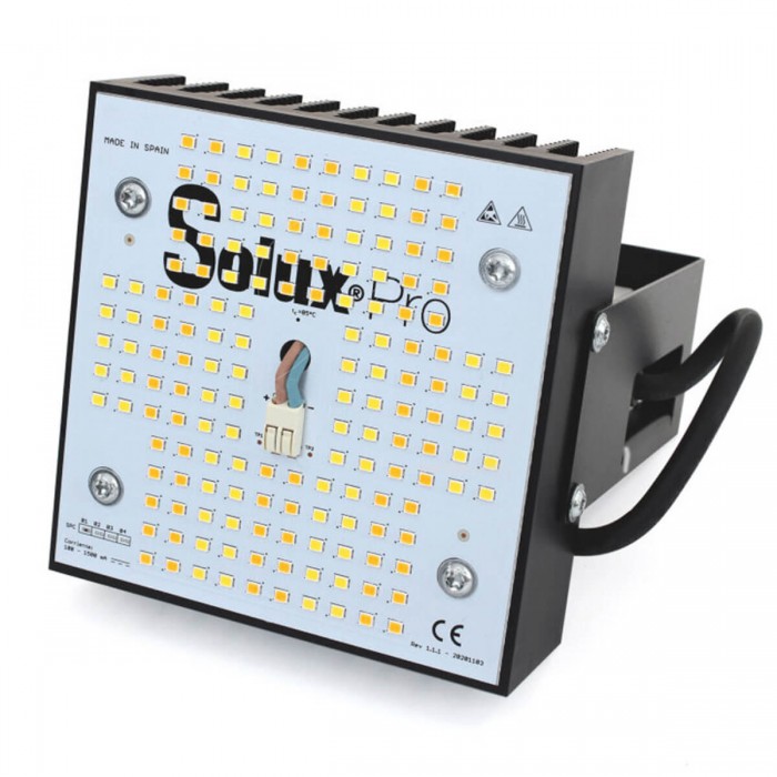Foco LED Super Star de Solux con 60W para cultivo.