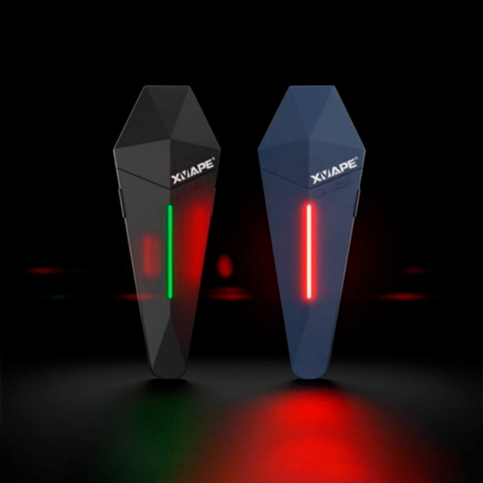 Vaporizador de hierbas secas Lanza de X-Vape, encendidos.
