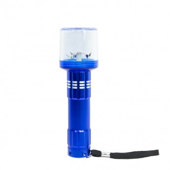 Grinder electrico azul para triturar hierbas.