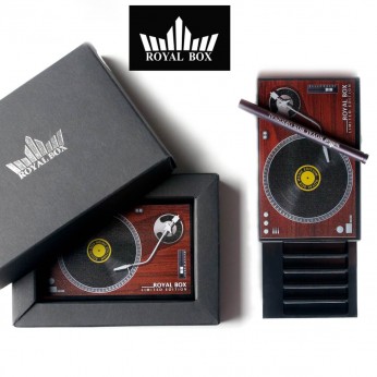 Royal Box Reproductor Tocadiscos. Caja Dosificador y esnifador, portada.