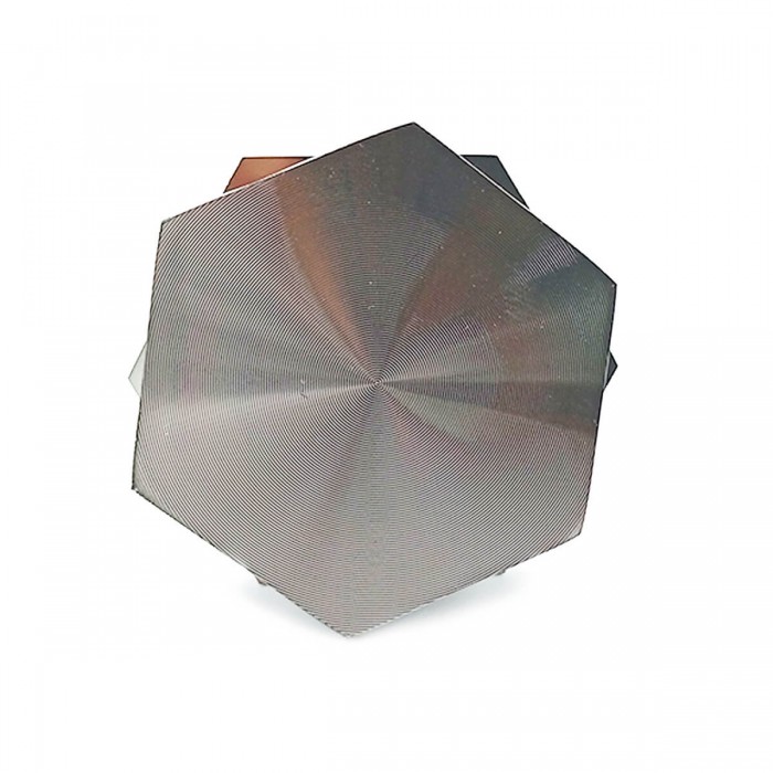 Grinder de metal hexágono  cerrado para marihuana.