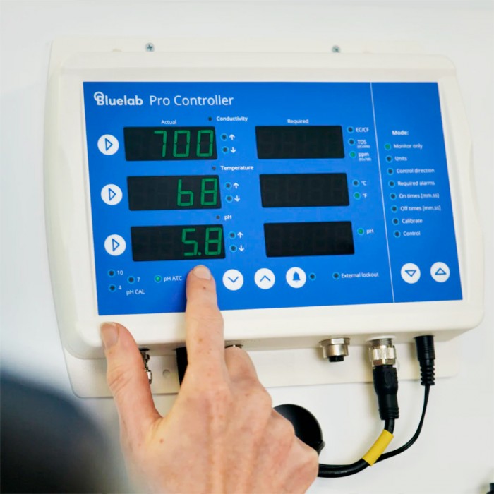 Bluelab Pro Controler con Wi-Fi, pantalla.