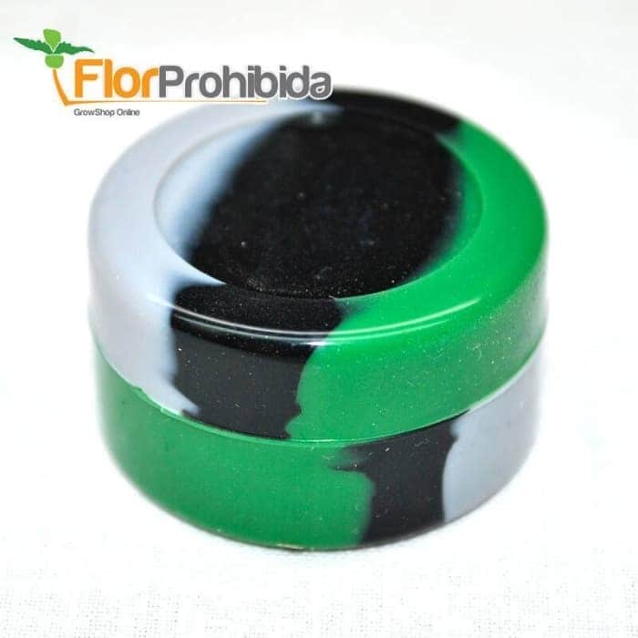 Bote de silicona antiadherente para extracciones de BHO. Negro y verde.